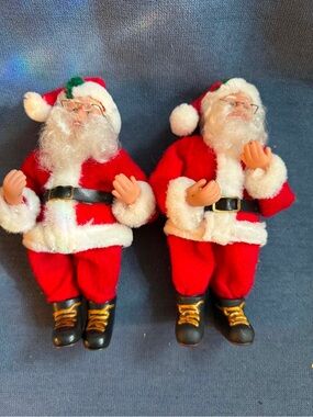 Pair of MCM Red Santa Claus Plush Figurine with Fur Trim - Holiday 7”